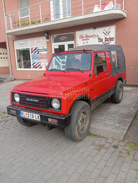 Suzuki SJ Samurai 