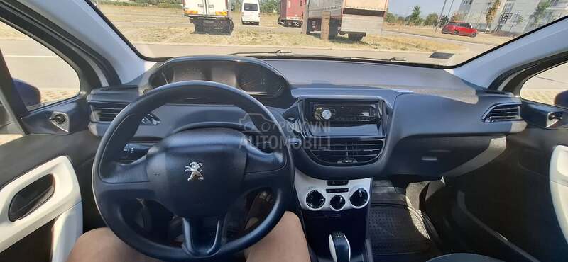 Peugeot 208 like