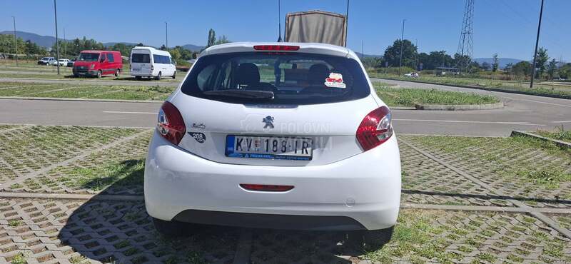 Peugeot 208 like