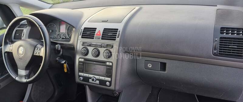 Volkswagen Touran 2.0 CNG 8V