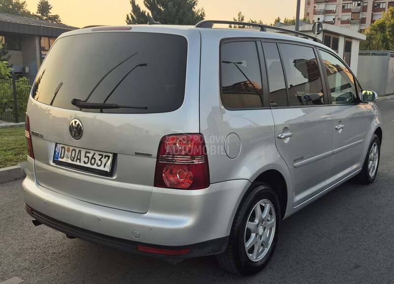 Volkswagen Touran 2.0 CNG 8V