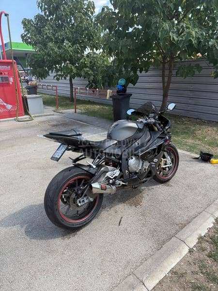 BMW S1000RR