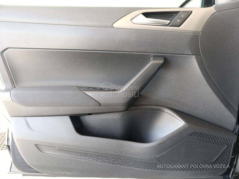 Volkswagen Polo 1.0 TSI BUSINESS