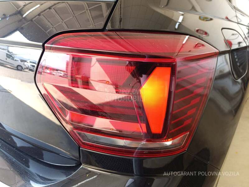 Volkswagen Polo 1.0 TSI BUSINESS