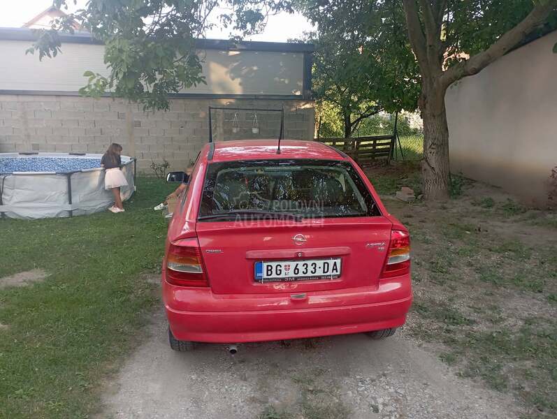 Opel Astra G 1.6 8V