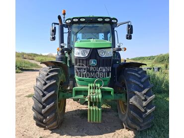 John Deere 6135R