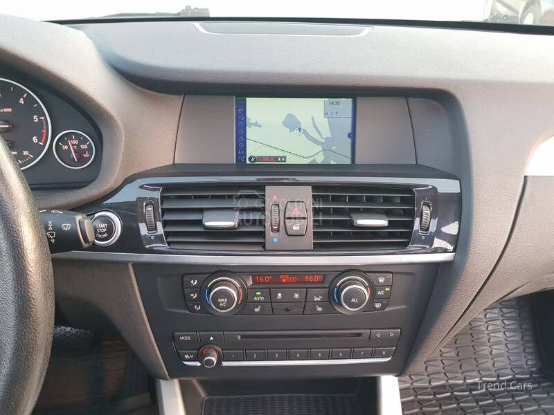 BMW X3 2.0 X DRIVE PANO