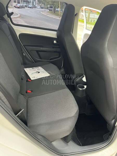 Volkswagen up! 1.0  AUTO MATIK