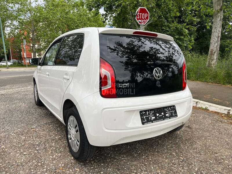 Volkswagen up! 1.0  AUTO MATIK