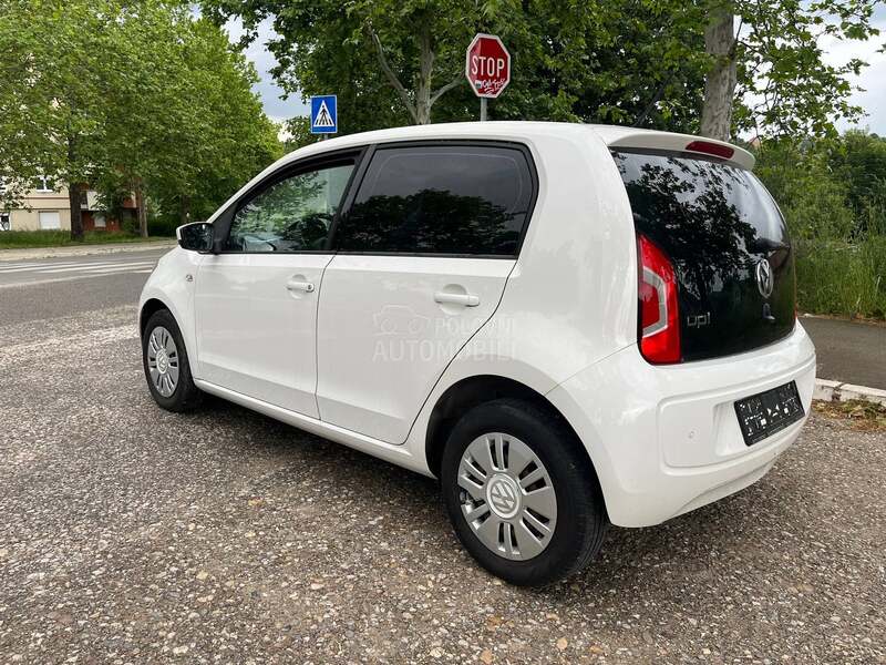 Volkswagen up! 1.0  AUTO MATIK