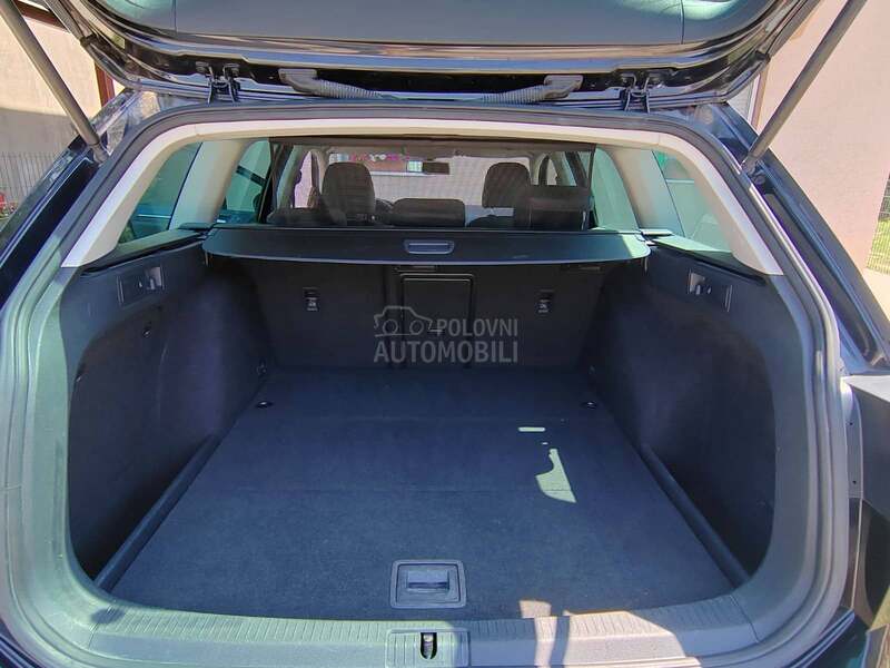 Volkswagen Golf 7 1.4 TSI HIGHLINE