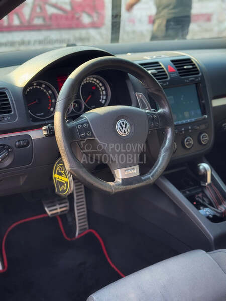 Volkswagen Golf 5 GTI DSG F1