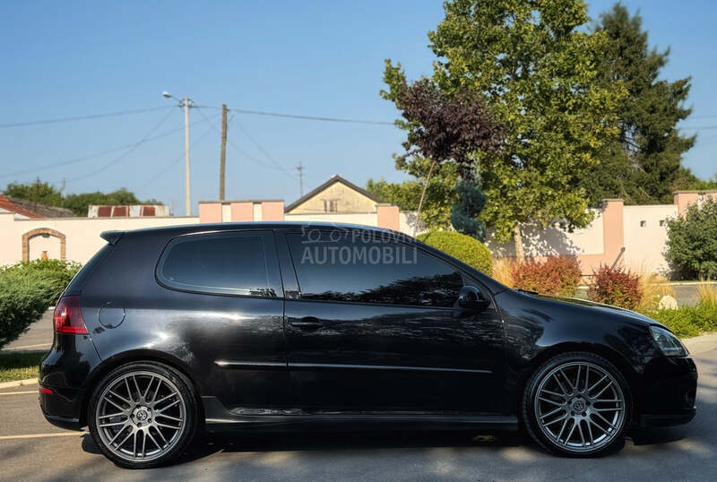 Volkswagen Golf 5 GTI DSG F1