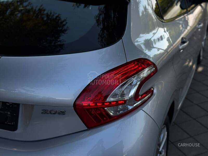 Peugeot 208 ALLURE LED