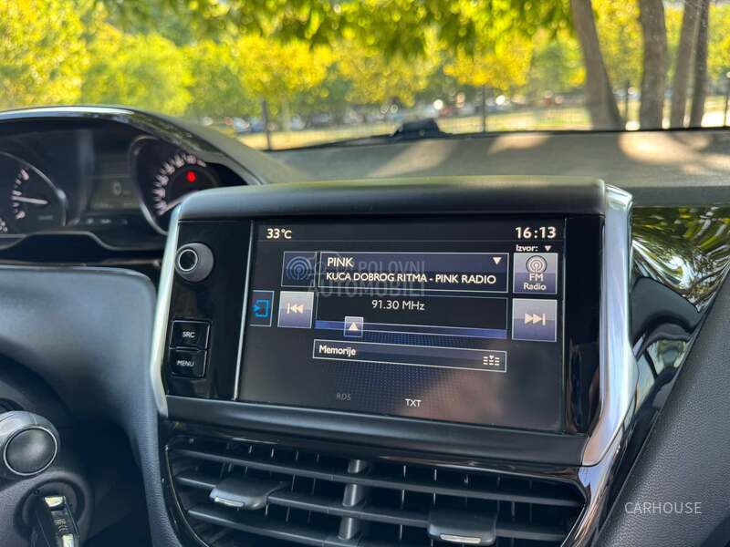 Peugeot 208 ALLURE LED