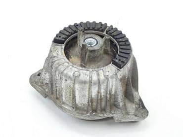 Nosač motora za Mercedes Benz B Klasa, ML Klasa, CLC Klasa ... od 2000. do 2018. god.