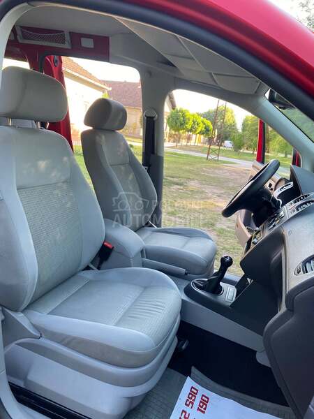 Volkswagen Caddy LIFE.CH.STANJE