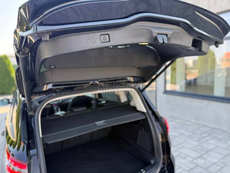Ford S-Max 2.0 TITANIUM