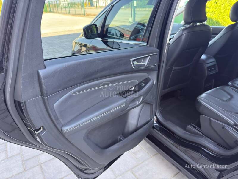 Ford S-Max 2.0 TITANIUM