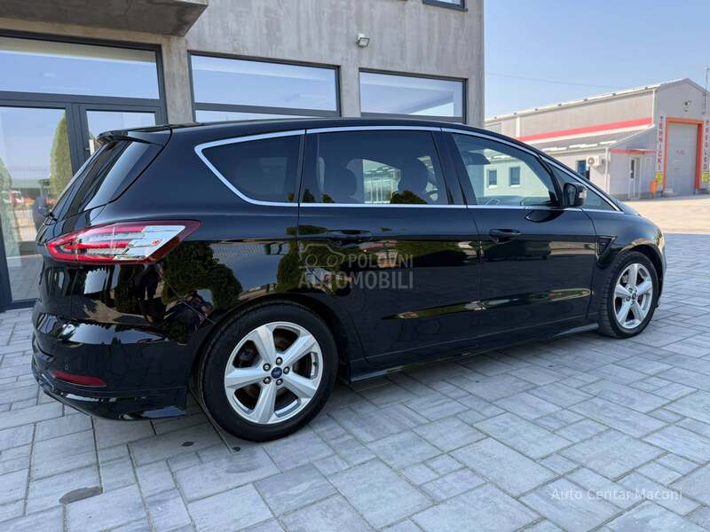 Ford S-Max 2.0 TITANIUM
