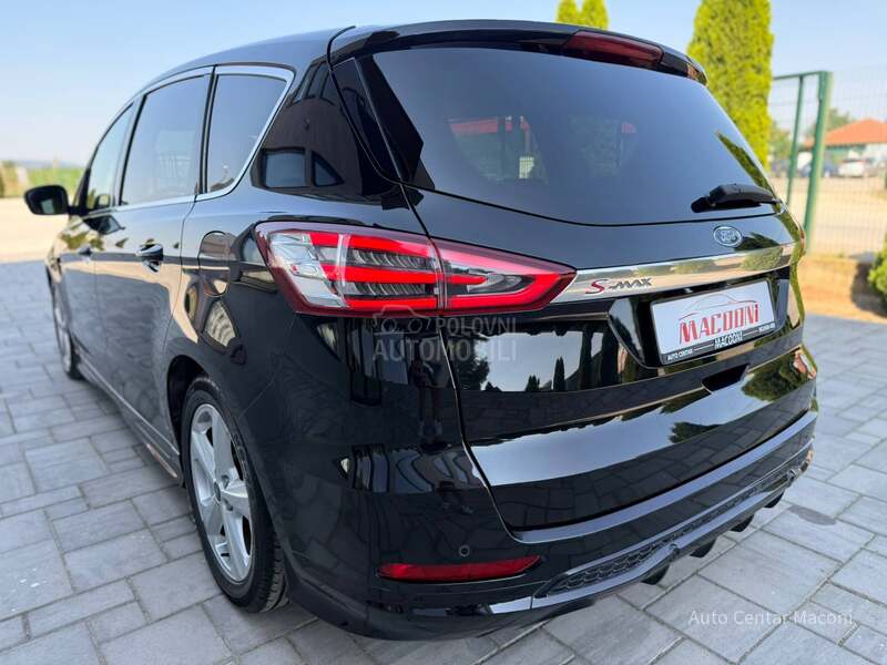 Ford S-Max 2.0 TITANIUM
