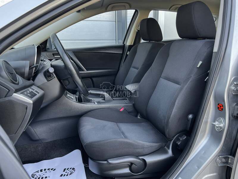 Mazda 3 C.H
