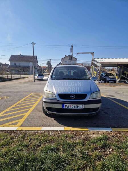 Opel Zafira 