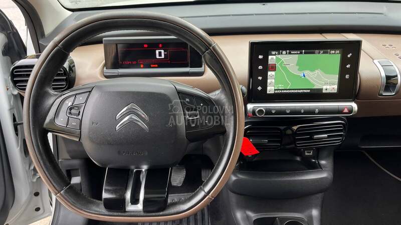 Citroen C4 Cactus 1.6 hdi pano cam led
