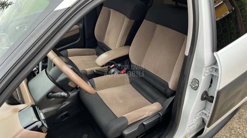 Citroen C4 Cactus 1.6 hdi pano cam led
