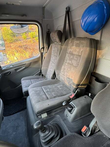 Mercedes Benz Atego 815