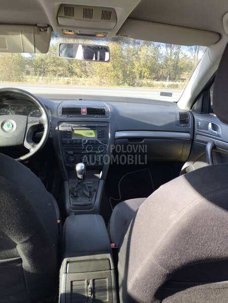 Škoda Octavia 1.6