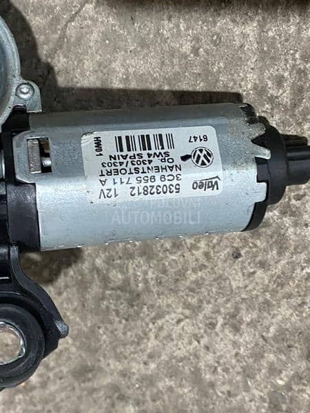 motor zadnjeg brisaca