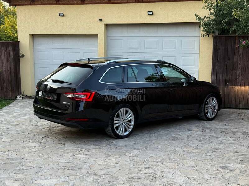 Škoda Superb 2.0 TDI 4x4 DSG CH
