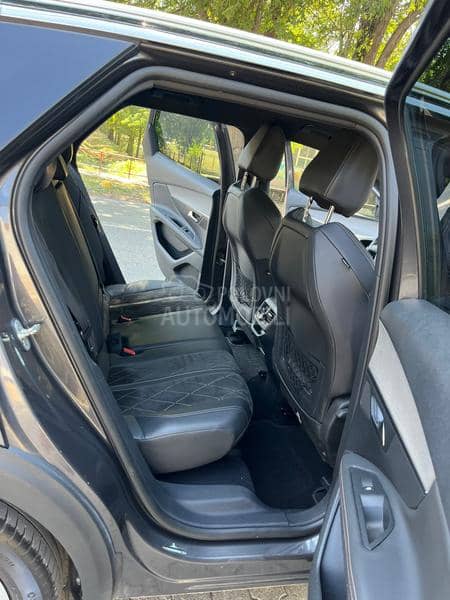 Peugeot 3008 2.0BHDI GT