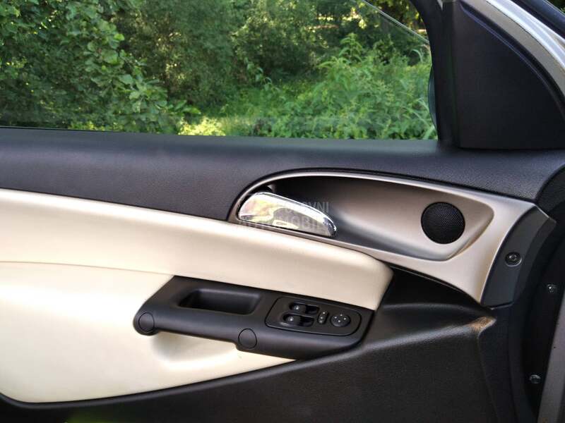 Lancia Ypsilon 1,4 16v reg 09. 26.