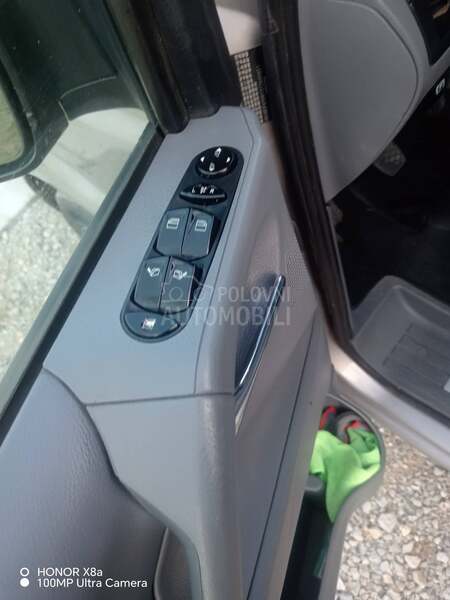 Mercedes Benz Viano 