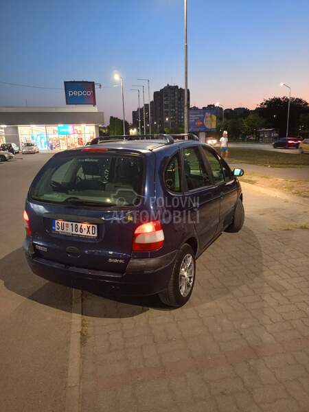 Renault Scenic 1.6