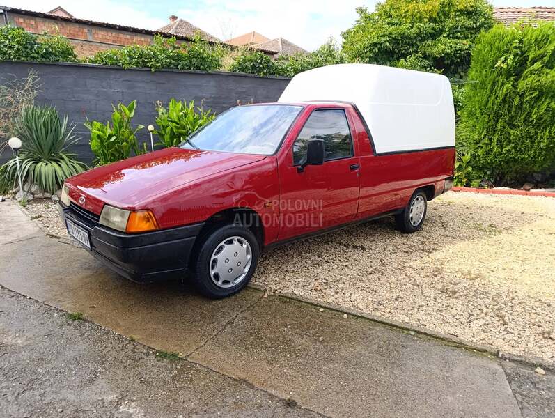 Zastava Poly florida pikap