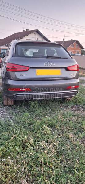 Audi Q3 -  kompletan auto u delovima