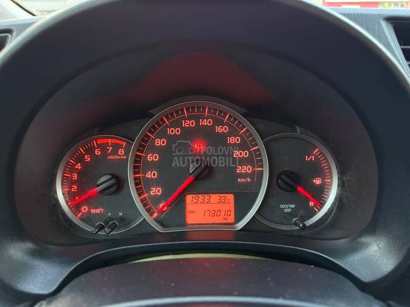 Toyota Yaris 1.0 VVTI NA.VI