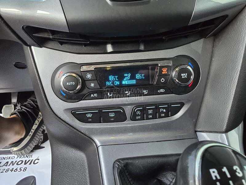 Ford Focus 1.6 TDCI TITANIUM