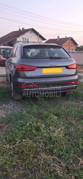 Delovi za Audi Q3