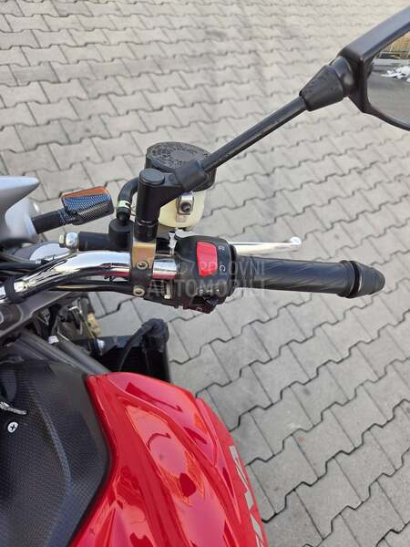 Cagiva raptor 1000