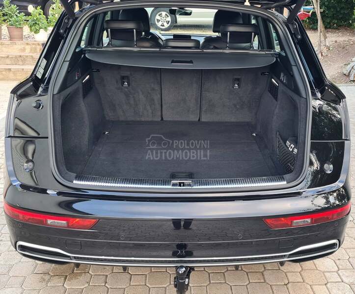 Audi Q5 2.0TDI  S- LINE