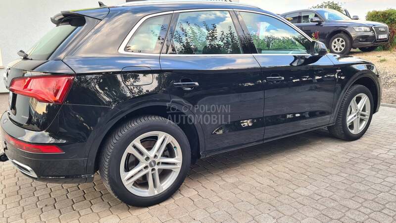 Audi Q5 2.0TDI  S- LINE