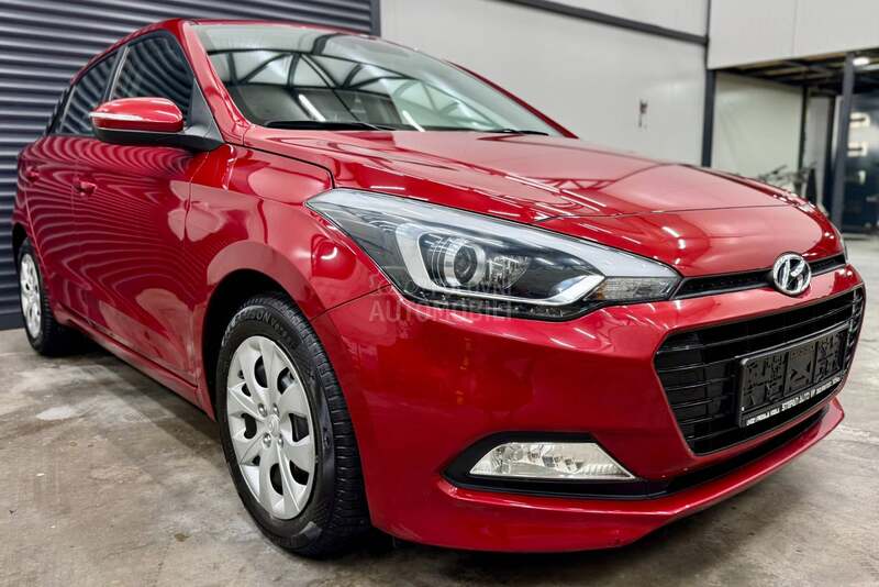 Hyundai i20 1.0TURBO/LED CH