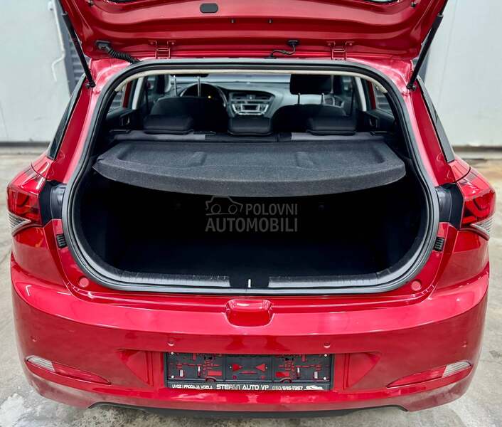 Hyundai i20 1.0TURBO/LED CH