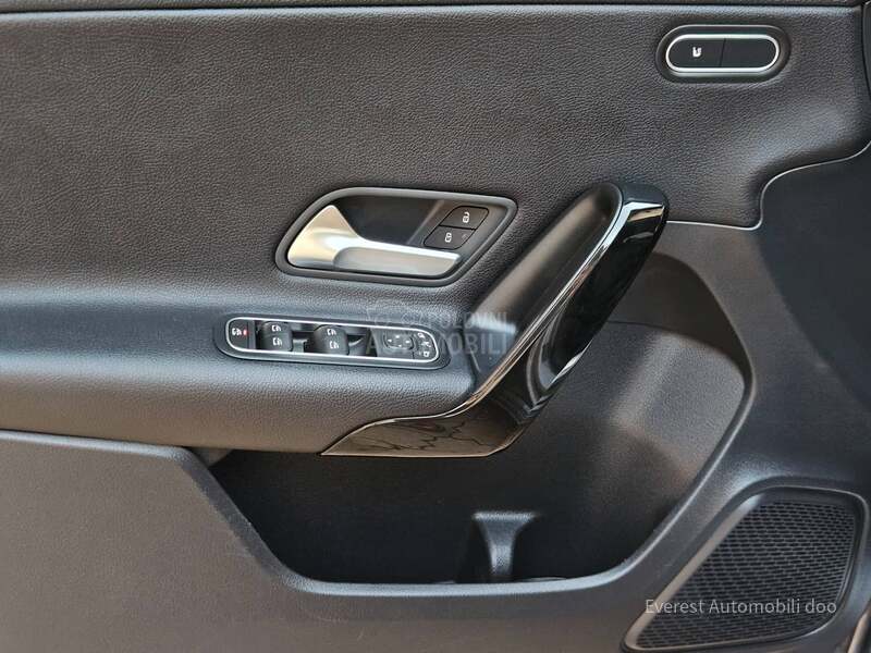 Mercedes Benz A 180 D/Business Solution/