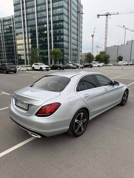 Mercedes Benz C 200 
