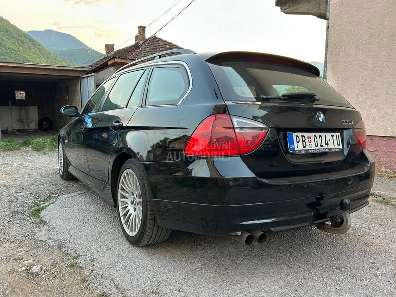 BMW 325 325i TOURING